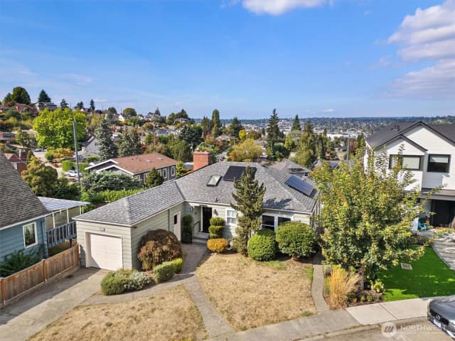 Property photo for 730 W Etruria Street, Seattle