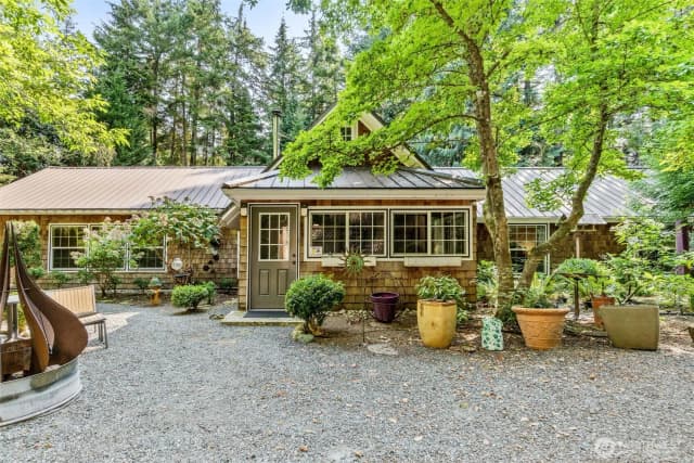 Property photo for 3653 Rabbit Run Road, Langley