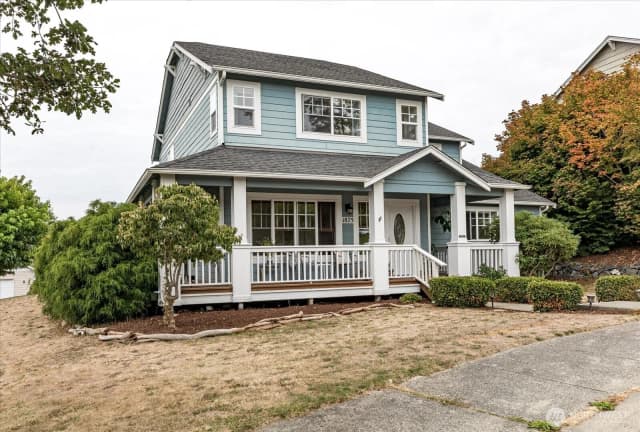 Property photo for 1875 Sw Sunnyside Avenue, Oak Harbor