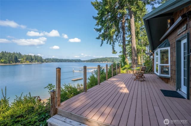 Property photo for 6616 156th Avenue Sw, Longbranch