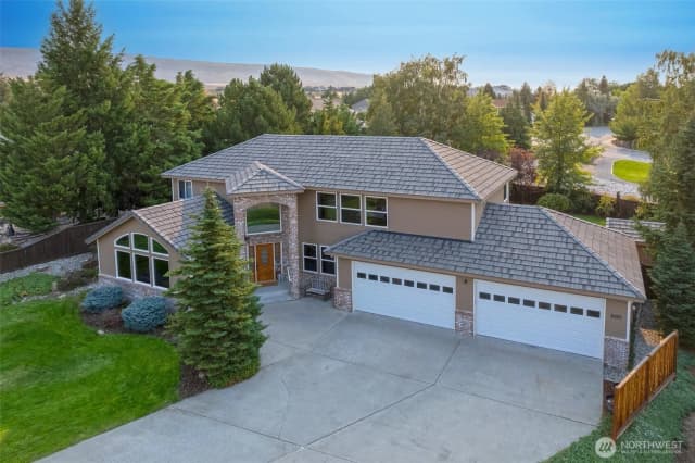 Property photo for 2323 Fancher Heights Boulevard, East Wenatchee