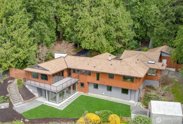 Property photo for 12323 206th Place Se, Issaquah
