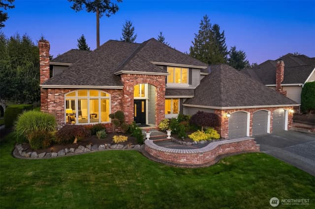 Property photo for 11811 59th Avenue W, Mukilteo