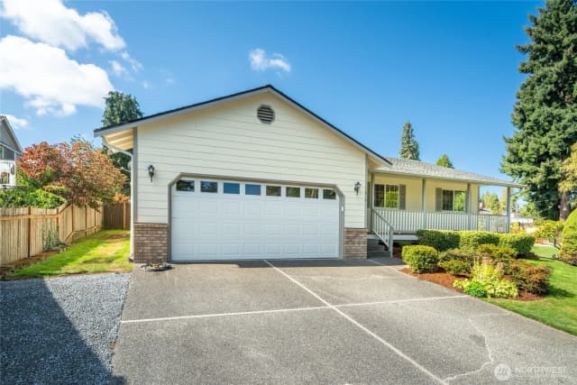 Property photo for 1814 Leland Drive, Everett