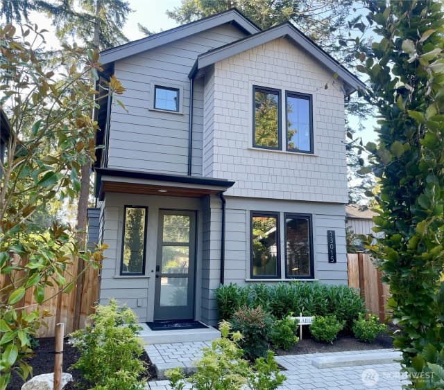 Property photo for 13015 Ne 113th Street, Kirkland