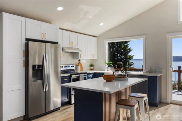 Property photo for 1313 Colchester Drive Se, Port Orchard
