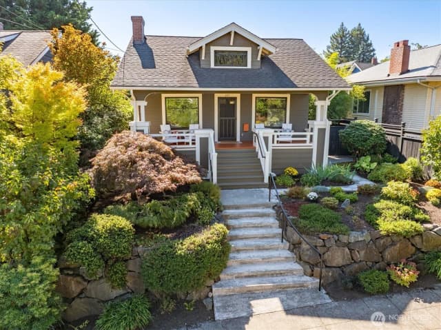 Property photo for 327 N 78th Street, Seattle