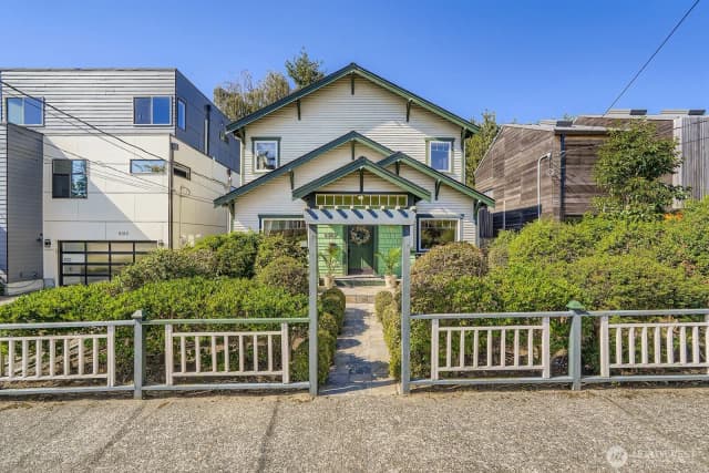 Property photo for 8309 California Avenue Sw, Seattle