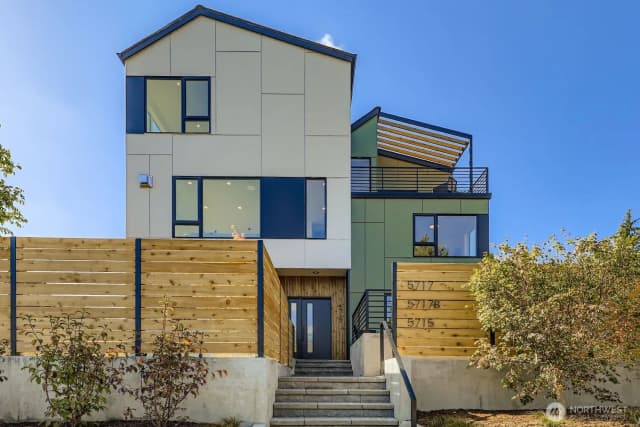 Property photo for 5717 35th Avenue Ne, Seattle