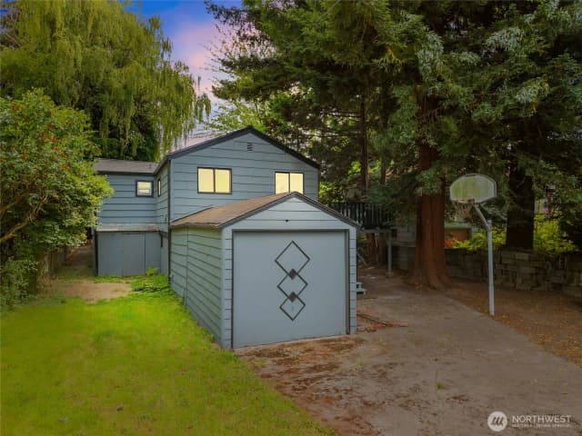Property photo for 826 S Trenton Street, Seattle