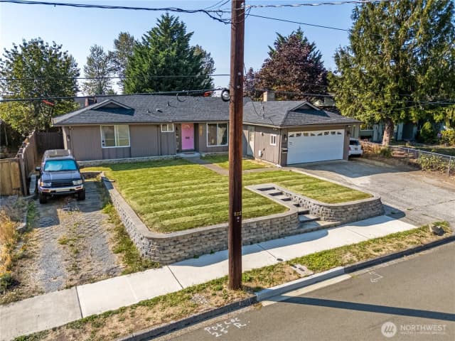 Property photo for 2815 Alpine Se, Auburn