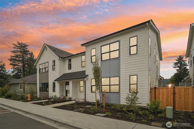 Property photo for 4275 Stossel Avenue, Carnation