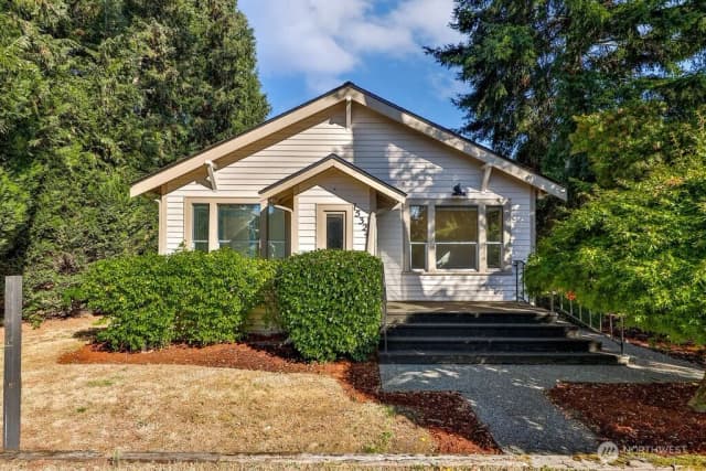 Property photo for 15324 4th Avenue Sw, Burien