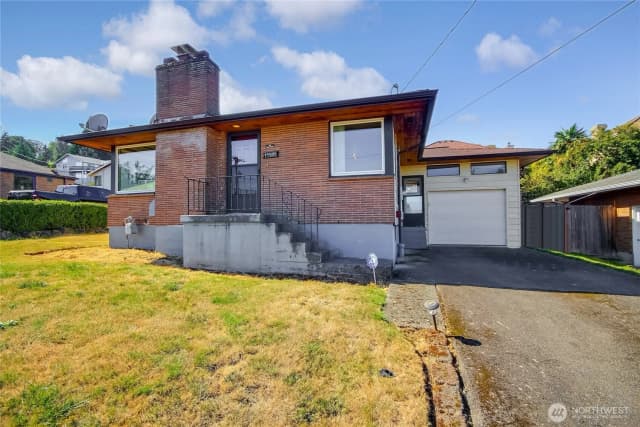 Property photo for 11905 84th Avenue S, Seattle