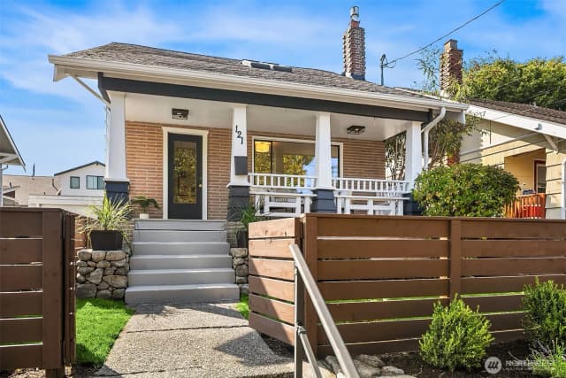 Property photo for 121 Ne 58th Street, Seattle