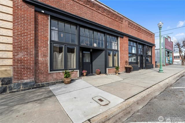 Property photo for 104 N Chelan Ave, Waterville