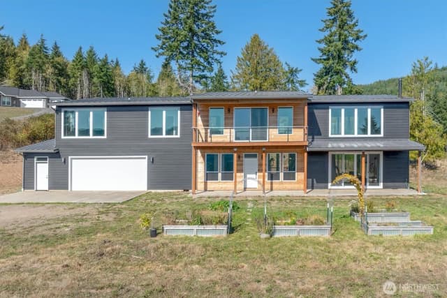 Property photo for 109 Stewart Spur 1, Kelso