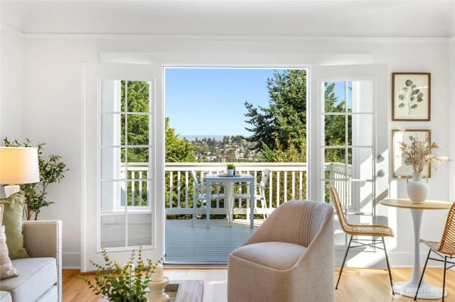 Property photo for 3028 26th Avenue W, Seattle