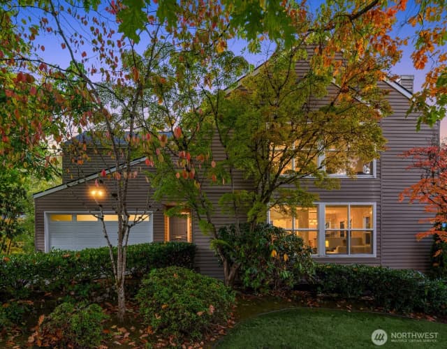Property photo for 2610 E Helen Street, Seattle
