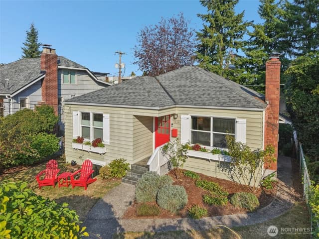 Property photo for 7016 34th Avenue Ne, Seattle