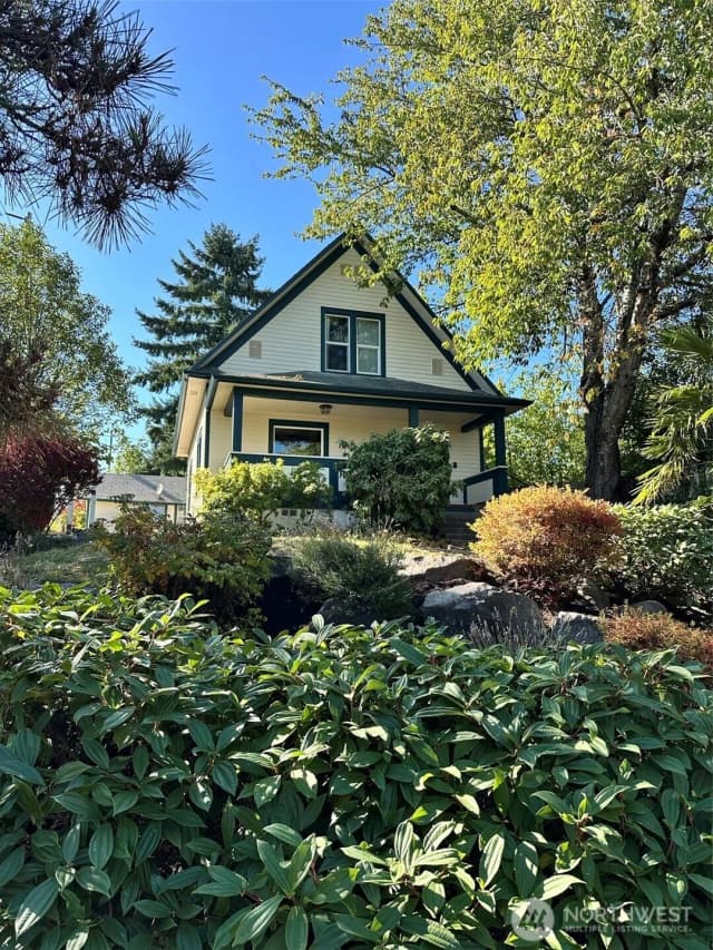 Property photo for 101 Rogers Street Nw, Olympia