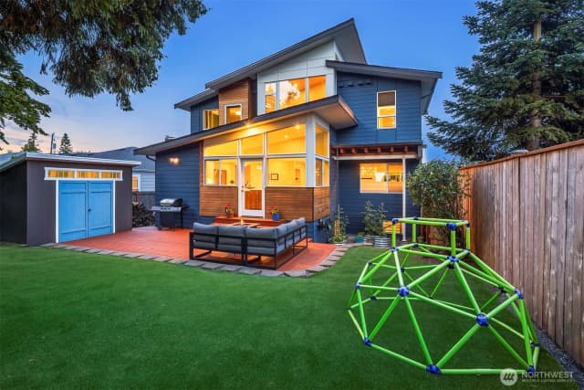 Property photo for 7503 32nd Avenue Ne, Seattle