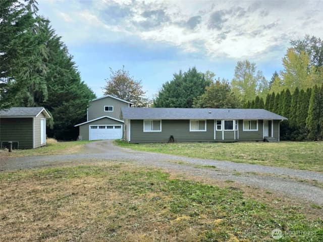 Property photo for 30118 14th Avenue E, Roy
