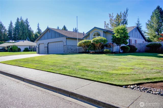 Property photo for 315 Lilac Drive, Mount Vernon