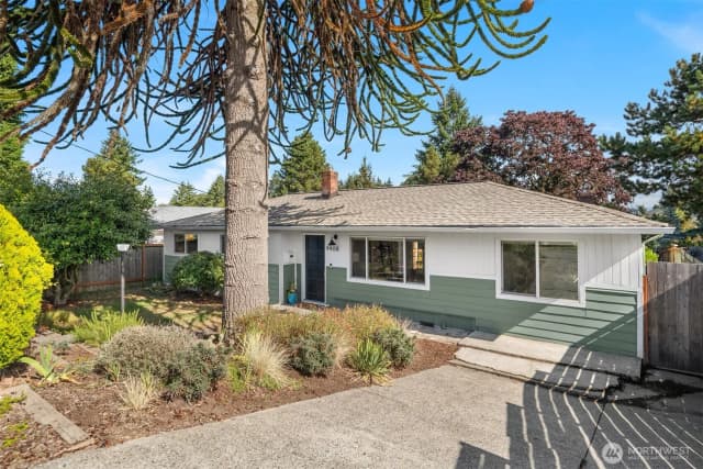 Property photo for 9408 9th Avenue Sw, Seattle
