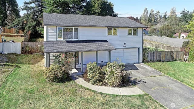 Property photo for 2029 Baymont Drive, Oak Harbor