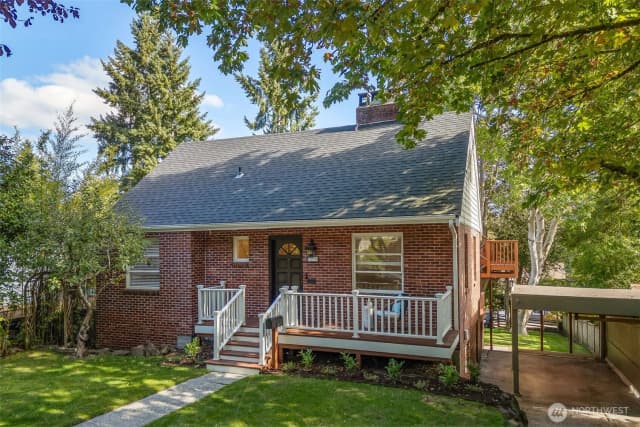 Property photo for 5716 38th Ave Ne, Seattle