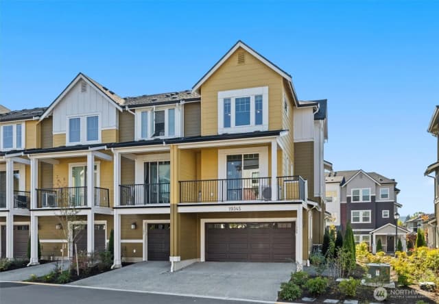 Property photo for 19345 Ne 69th Circle #106, Redmond