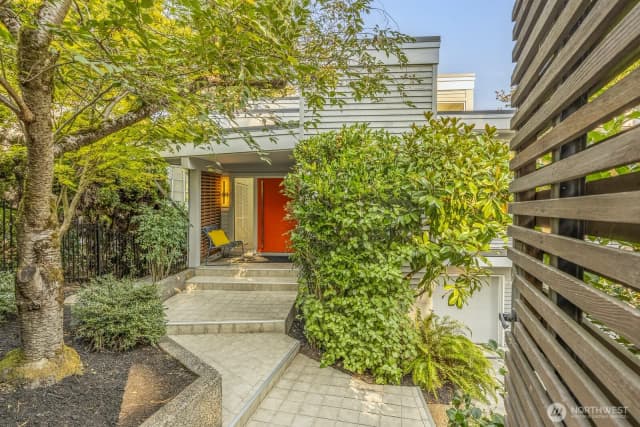 Property photo for 1516 Madrona Drive, Seattle