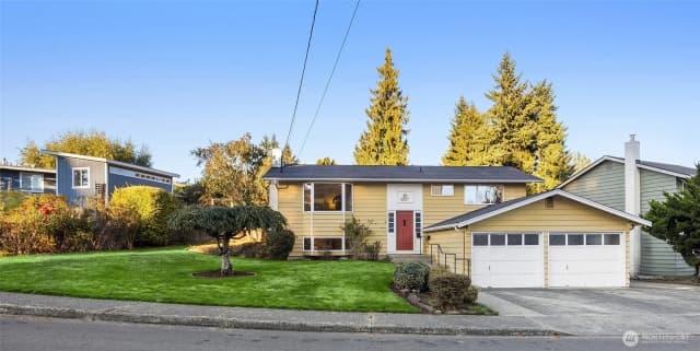 Property photo for 22603 41st Place Sw, Mountlake Terrace