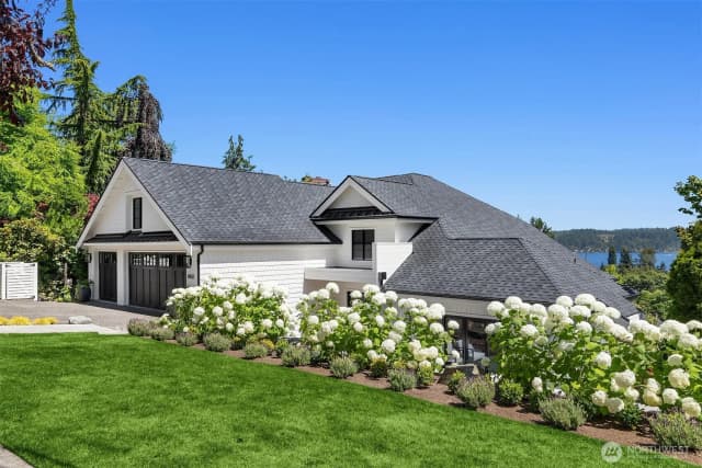 Property photo for 8902 45th Avenue Ne, Seattle
