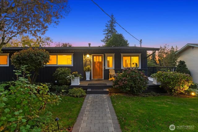 Property photo for 19811 11th Avenue Nw, Shoreline
