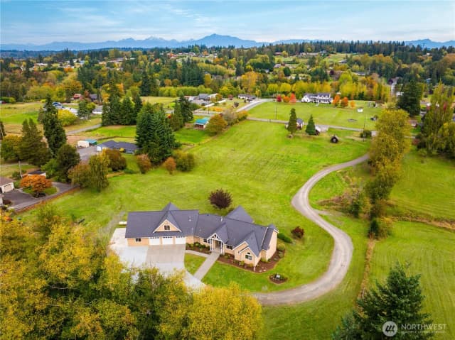 Property photo for 6924 65th Avenue Se, Snohomish