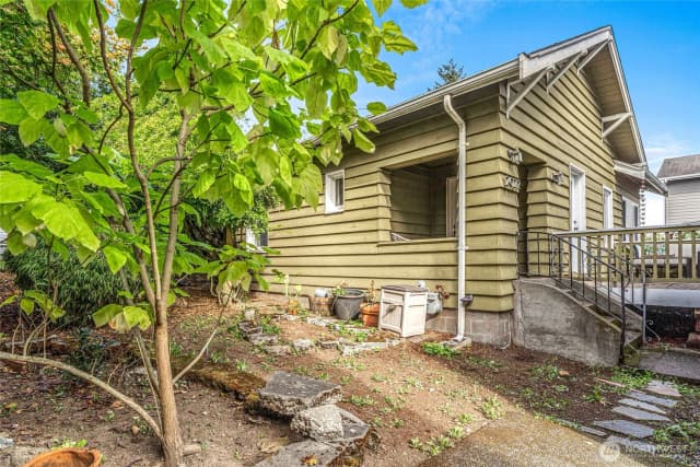 Property photo for 2022 S Norman Street, Seattle
