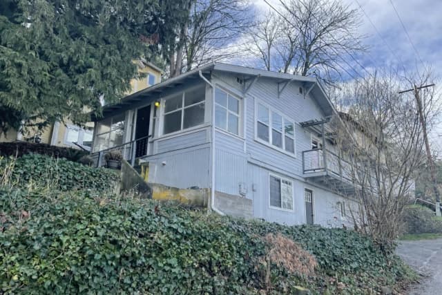 Property photo for 310 E Ivy Street, Bellingham