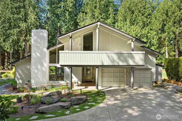 Property photo for 21010 Ne 33rd Place, Sammamish