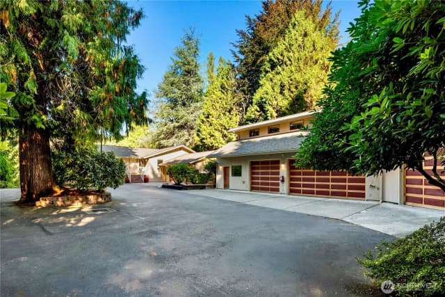 Property photo for 860 Sw 174th Street, Normandy Park