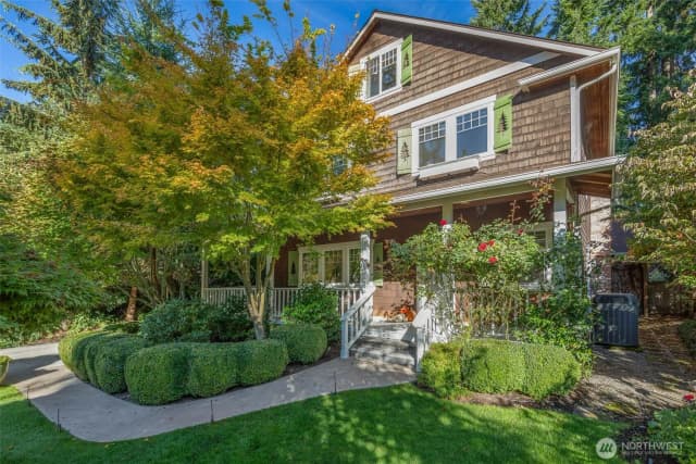 Property photo for 636 Janelle Place Nw, Bainbridge Island