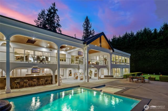 Property photo for 3026 140th Avenue Ne, Bellevue