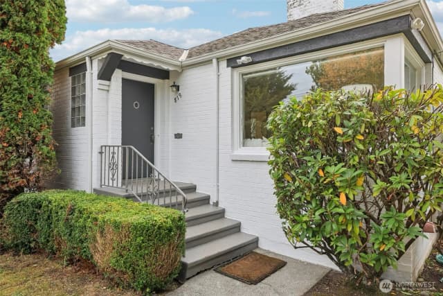 Property photo for 819 Nw 80th Street, Seattle