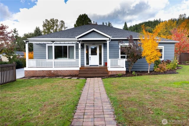 Property photo for 450 Ne Alder Street, Issaquah