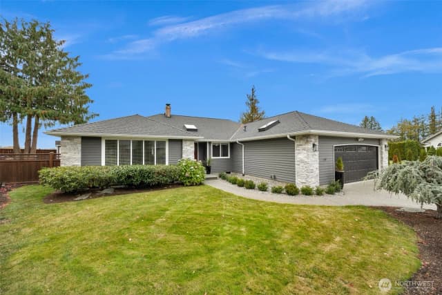 Property photo for 12551 Wedgewood Drive, Burlington