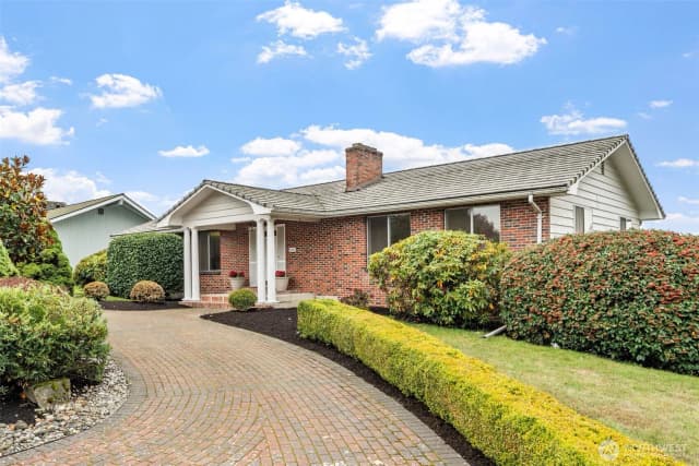 Property photo for 1509 123rd Avenue Se, Bellevue