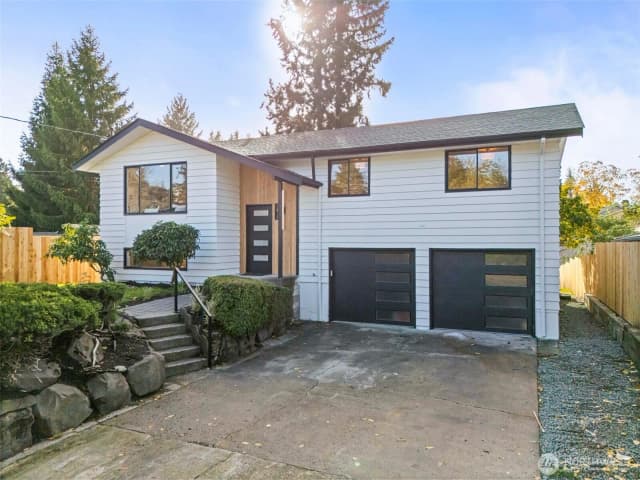 Property photo for 1415 Se 116th Street, Burien