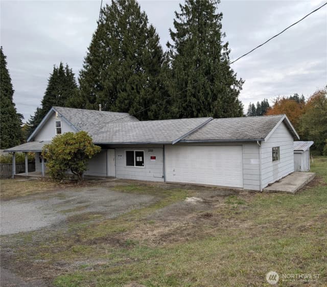 Property photo for 2111 5th Street Sw, Puyallup