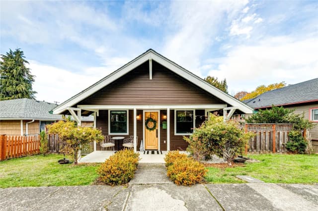 Property photo for 917 E 9th Street, Port Angeles
